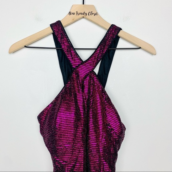 #26 Guess | NWT Crisscross Keyhole Sequined Pink Bodycon Mini Dress Size 2 - Picture 4 of 9
